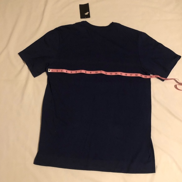 NWT Nike Just Do It Swoosh Large Navy T-shirt - Picture 3 of 4
